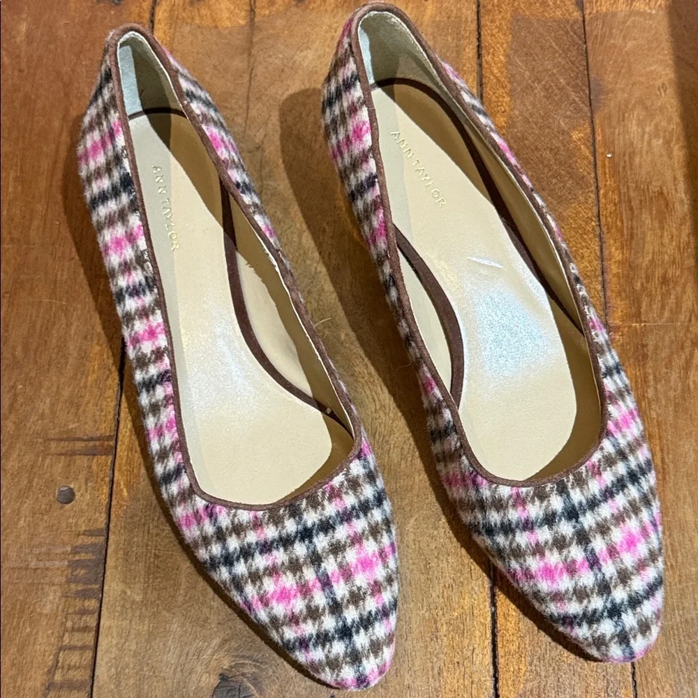 Ann Taylor Plaid Block Heel Pumps‎ Pink Brown Tweed Pointed Toe – Size 7M